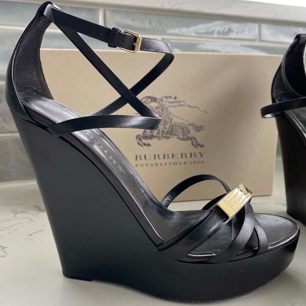 Burberry Platform Wedge - Picture 3 of 9
